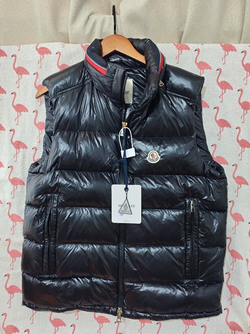 Moncler Logo Patch Down Vest Mens Size  L Black Shiny Nylon